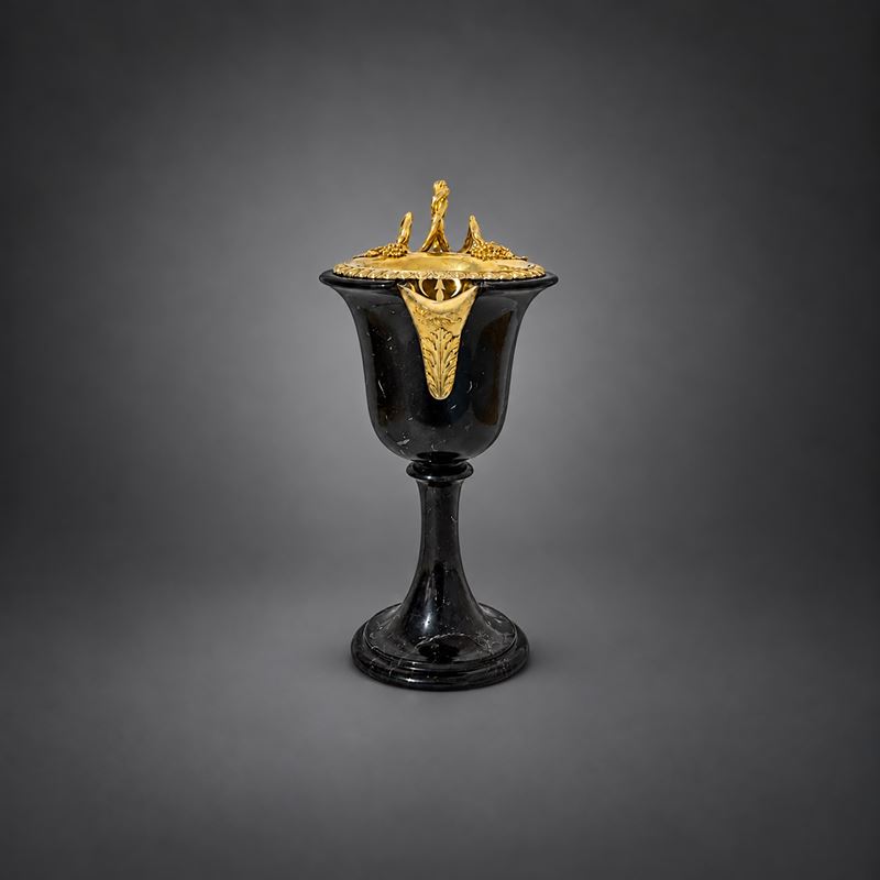 Versatoio in Marmo Nero Venato e Argento Dorato, Londra, 1823, William Eley & William Fearn