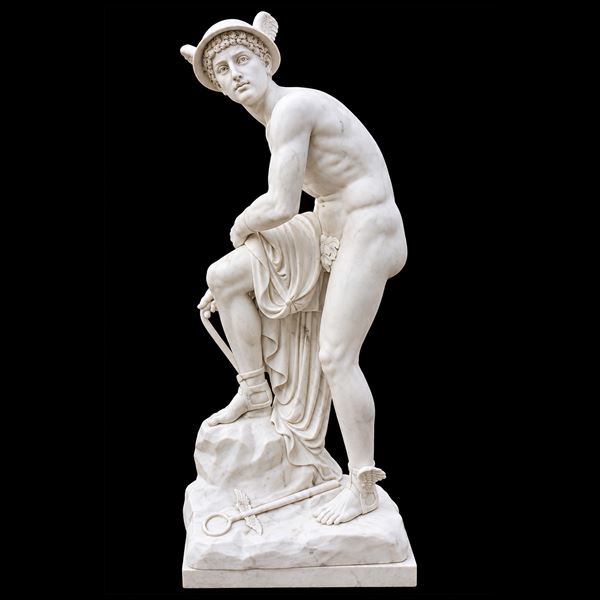 Mercurio, scultura in marmo bianco