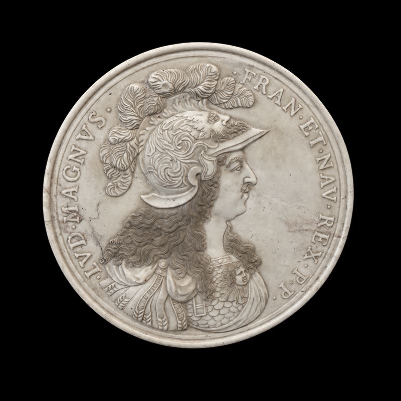 Grande Medaglione in Marmo Bianco Raffigurante il Profilo di Luigi XIV