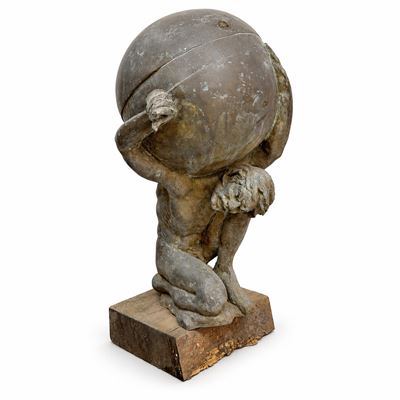 Il Titano Atlante Regge il Globo Terrestre sulle Spalle, Scultura in Bronzo Patinato