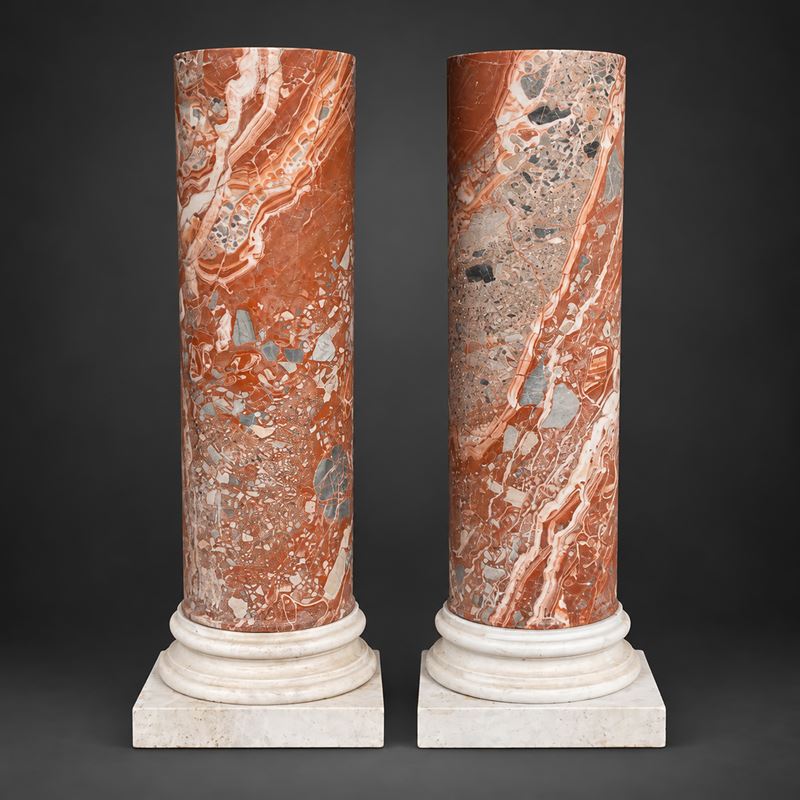 Coppia di Colonne in Marmo Policromo a Fusto Liscio